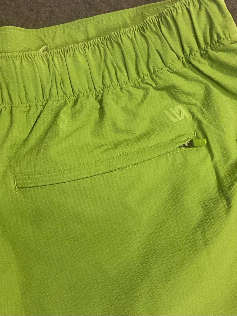 NWT VRST Men's Neon Green Athletic Shorts - Lightweight Performance M - Picture 6 of 11